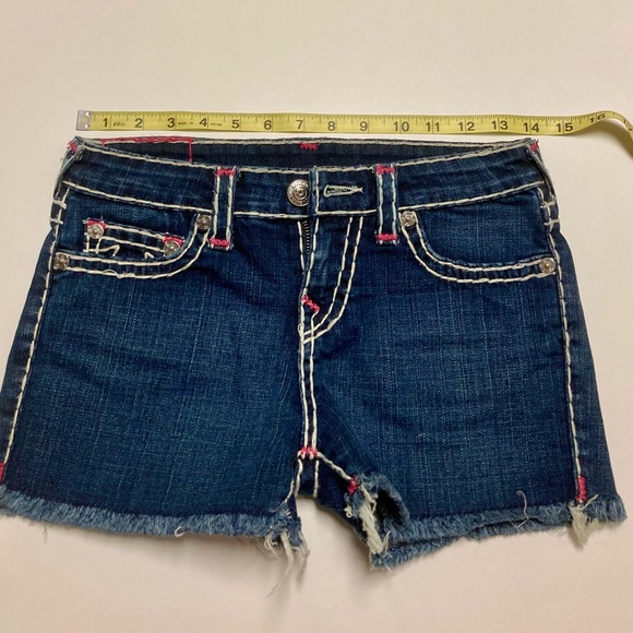 Girl’s True Religion shorts - Picture 6 of 9